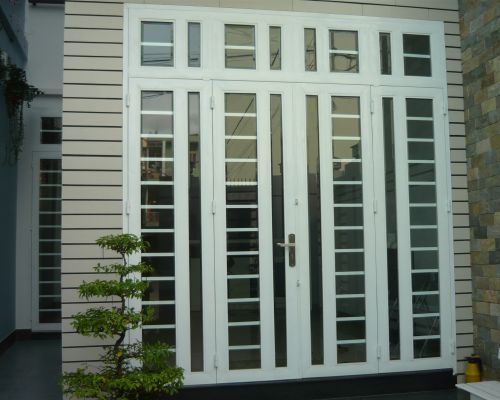 So sánh cửa sắt hộp và cửa sắt CNC So sánh cửa sắt hộp và cửa sắt CNC
